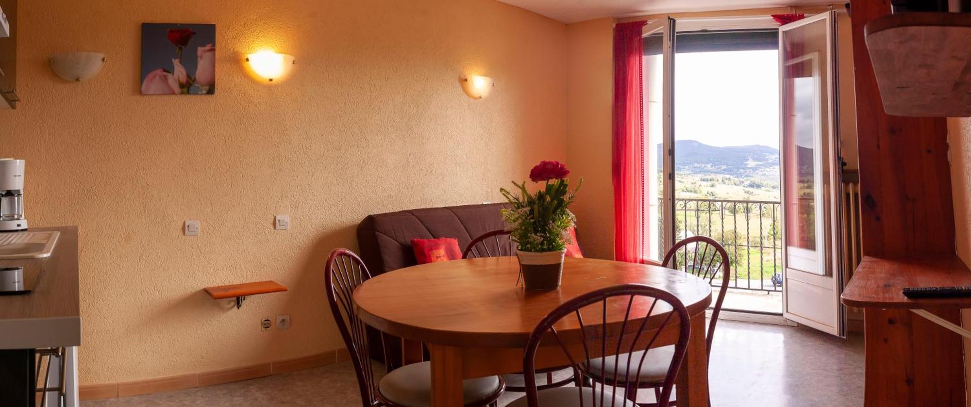 Le Catalan - Hotel Et Appartements Mont-Louis Exteriör bild
